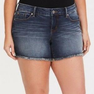 New dark wash Jean shorts Torrid frayed hem